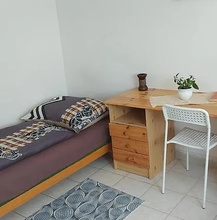 Kekturas-tora Nyilo Badacsonyi Privat Berlemeny * Бадачоньтомай