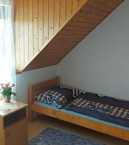 Kekturas-tora Nyilo Badacsonyi Privat Berlemeny Badacsonytomaj