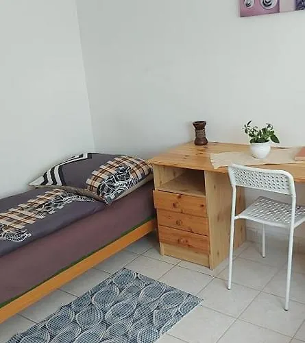 Kekturas-tora Nyilo Badacsonyi Privat Berlemeny * Badacsonytomaj