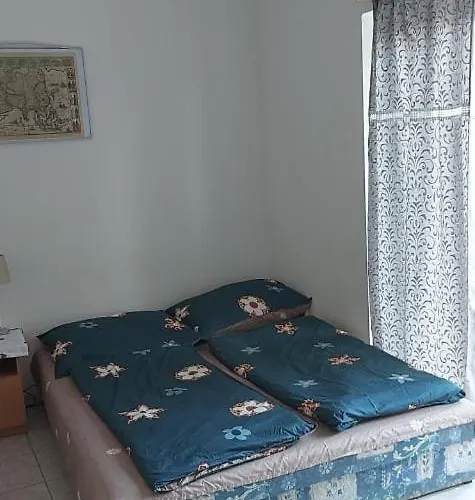 Kekturas-tora Nyilo Badacsonyi Privat Berlemeny بيت ضيافة باداتشونيتوماي