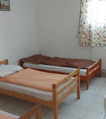 بيت ضيافة Kekturas-tora Nyilo Badacsonyi Privat Berlemeny